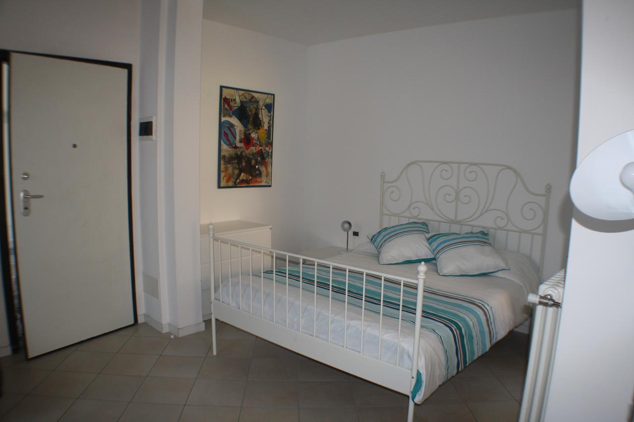 La Mansarda Apartment โบโลญญา ภายนอก รูปภาพ